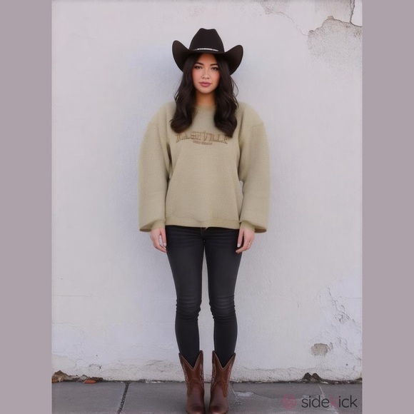 Nashville Tennessee Embroidered Beige Oversized Crewneck Sweater XL - Picture 1 of 9